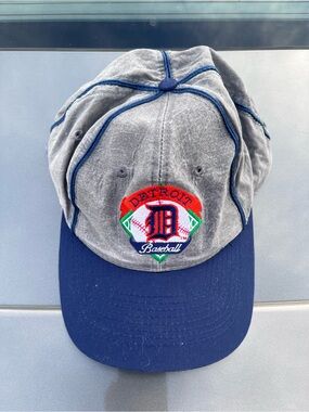 Detroit Tigers Embroidered SnapBack Hat 1990s MLB (The Game)